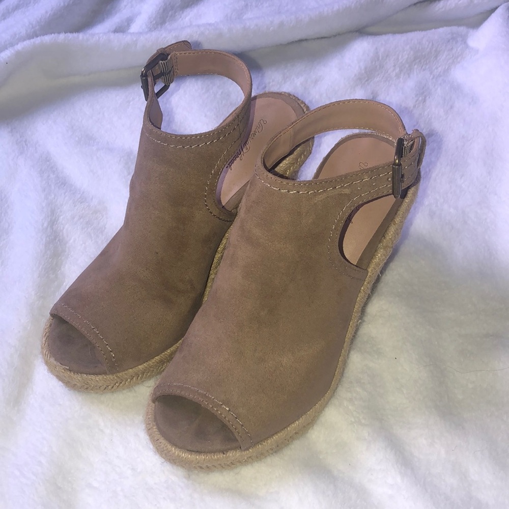 Wedges - Picture 3 of 4
